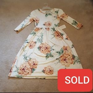 SOLD! Neesee's dresses boutique dress.